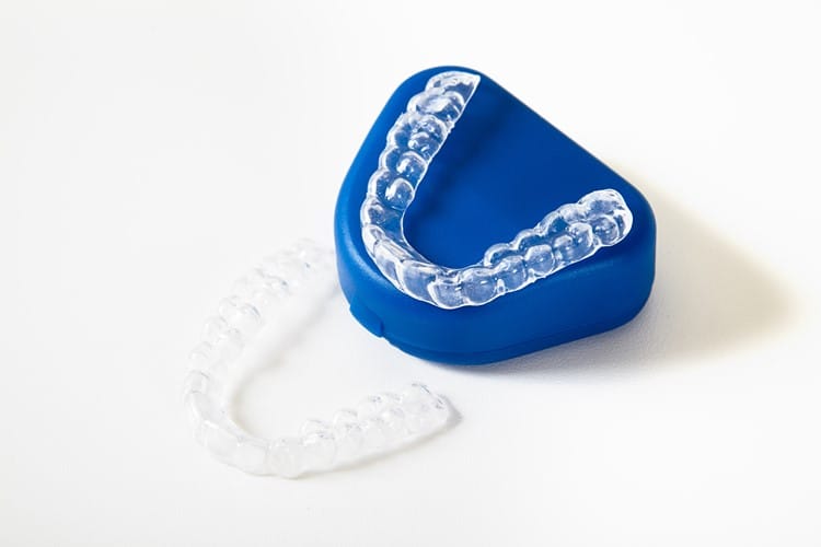 Diş Gıcırdatma ve Dental Gece Plağı Nedir?